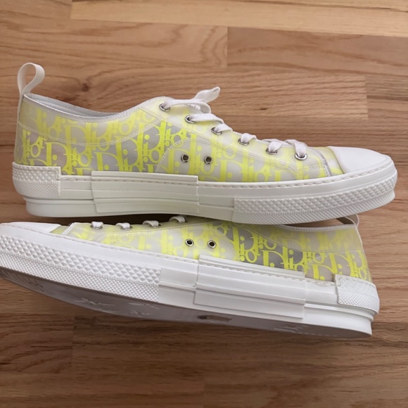 Dior low top neon green canvas sneakers - Picture 3 of 5